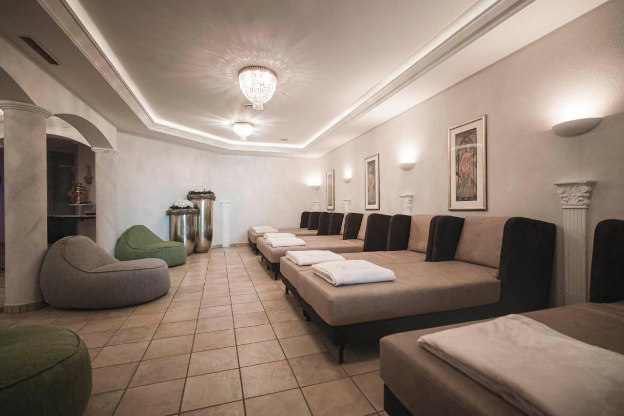 Majestic - Unique Spa Resort Brunico Exteriér fotografie