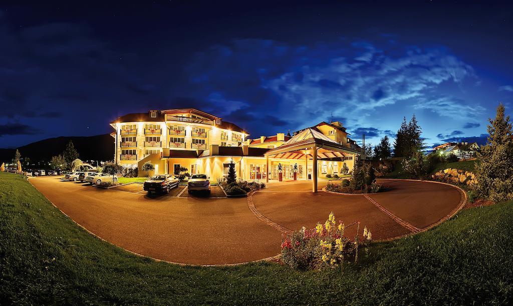 Majestic - Unique Spa Resort Brunico Exteriér fotografie